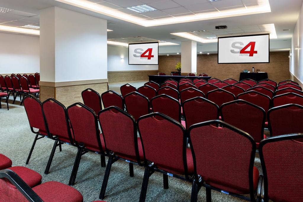 S4 Hotel Aguas Claras Taguatinga Exterior photo